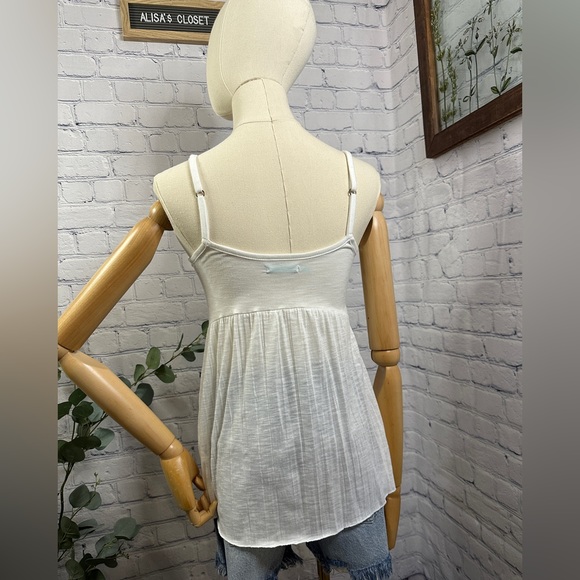 Maurices Embroidered tank top - Picture 3 of 5